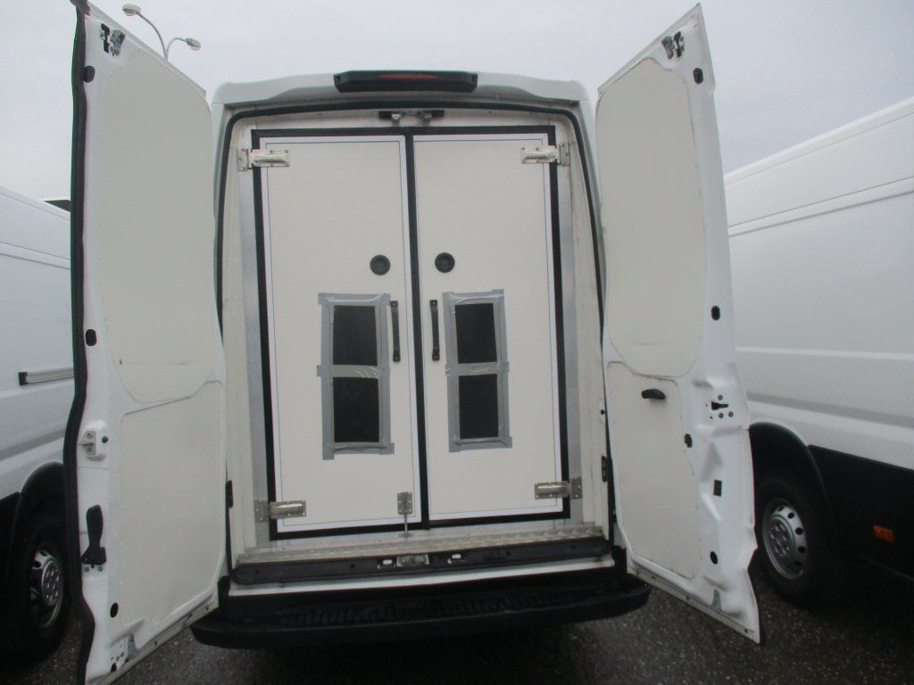 Furgonas šaldytuvas Iveco Daily 35C16: foto 6