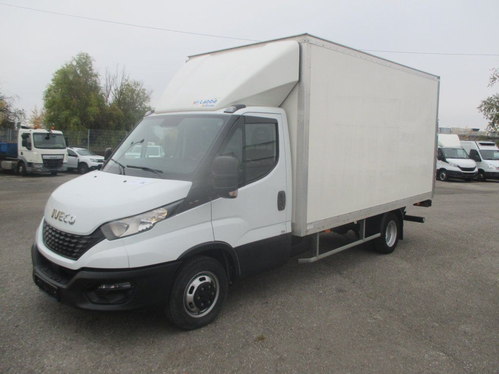 Iveco Daily 35C16 - Furgonas su krovinių dėže: foto 1 Iveco Daily 35C16 - Furgonas su krovinių dėže: foto 1