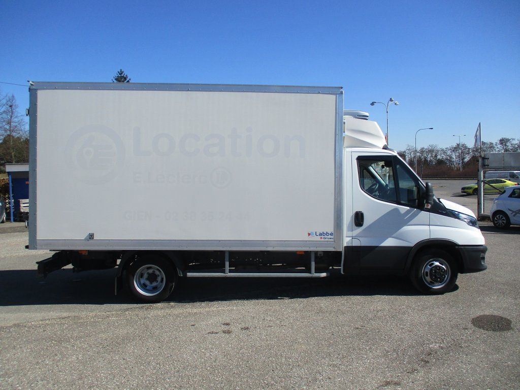 Iveco Daily 35C16 - Furgonas šaldytuvas: foto 4 Iveco Daily 35C16 - Furgonas šaldytuvas: foto 4
