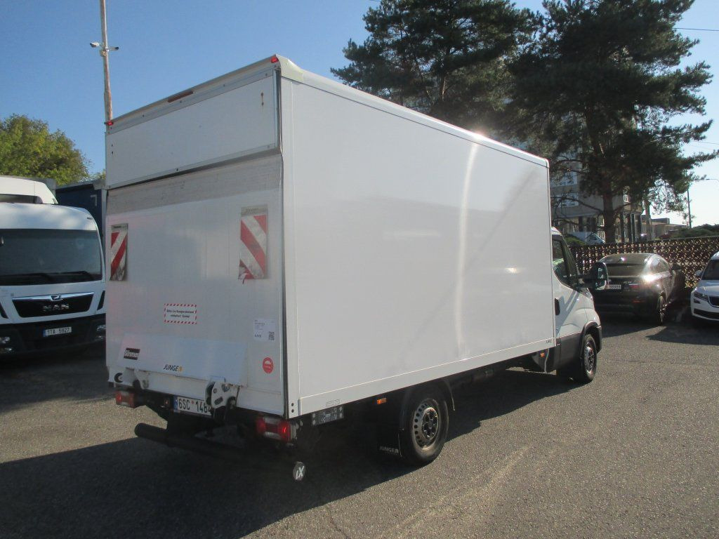 Iveco Daily 35S16 - Krovininis mikroautobusas: foto 5 Iveco Daily 35S16 - Krovininis mikroautobusas: foto 5