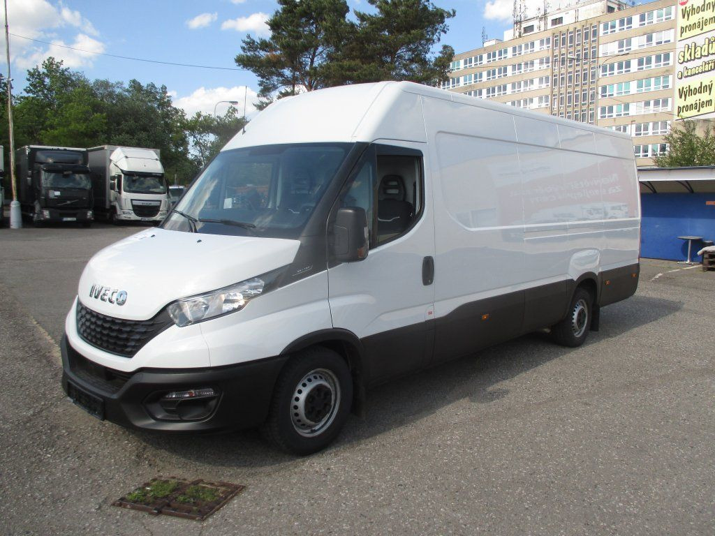 Iveco Daily 35S16 - Krovininis mikroautobusas: foto 1 Iveco Daily 35S16 - Krovininis mikroautobusas: foto 1