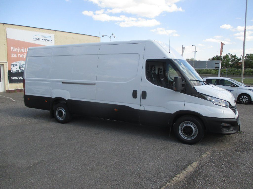 Iveco Daily 35S16 - Krovininis mikroautobusas: foto 5 Iveco Daily 35S16 - Krovininis mikroautobusas: foto 5