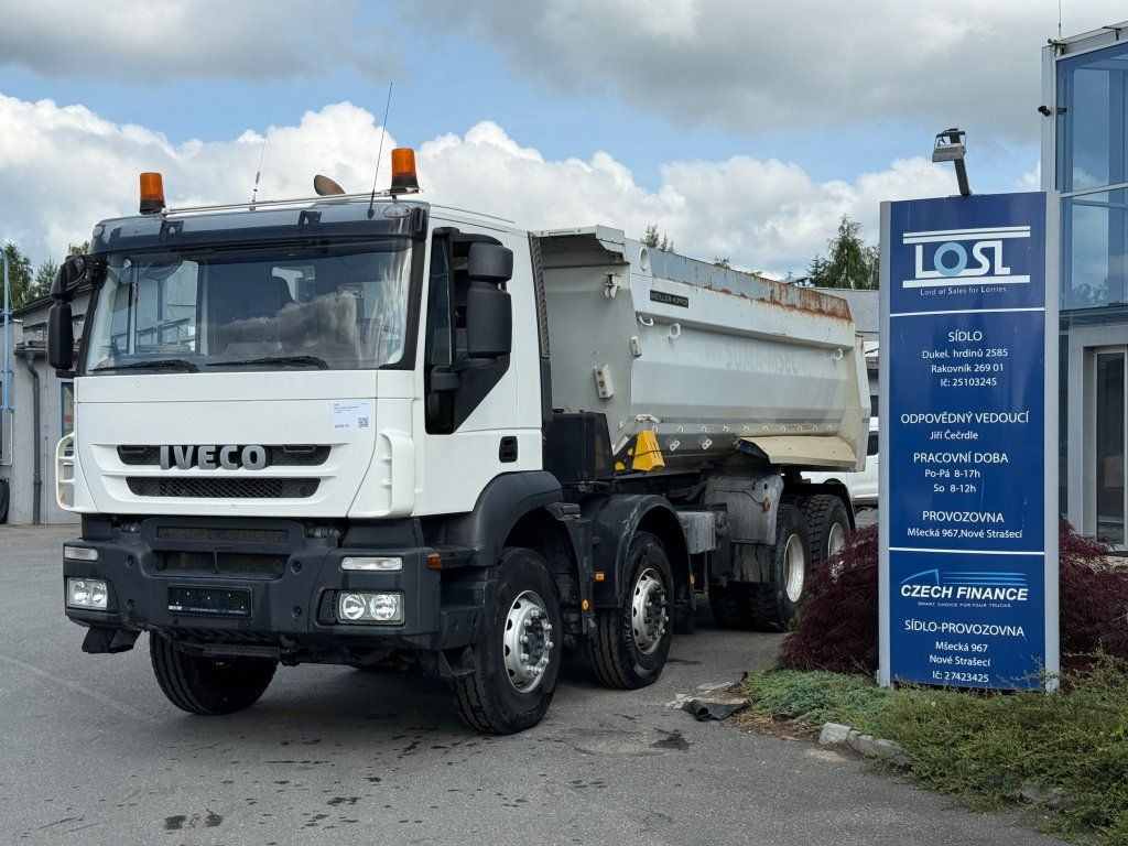 Iveco Trakker 410 S1 8x4 - Savivartis sunkvežimis: foto 1 Iveco Trakker 410 S1 8x4 - Savivartis sunkvežimis: foto 1