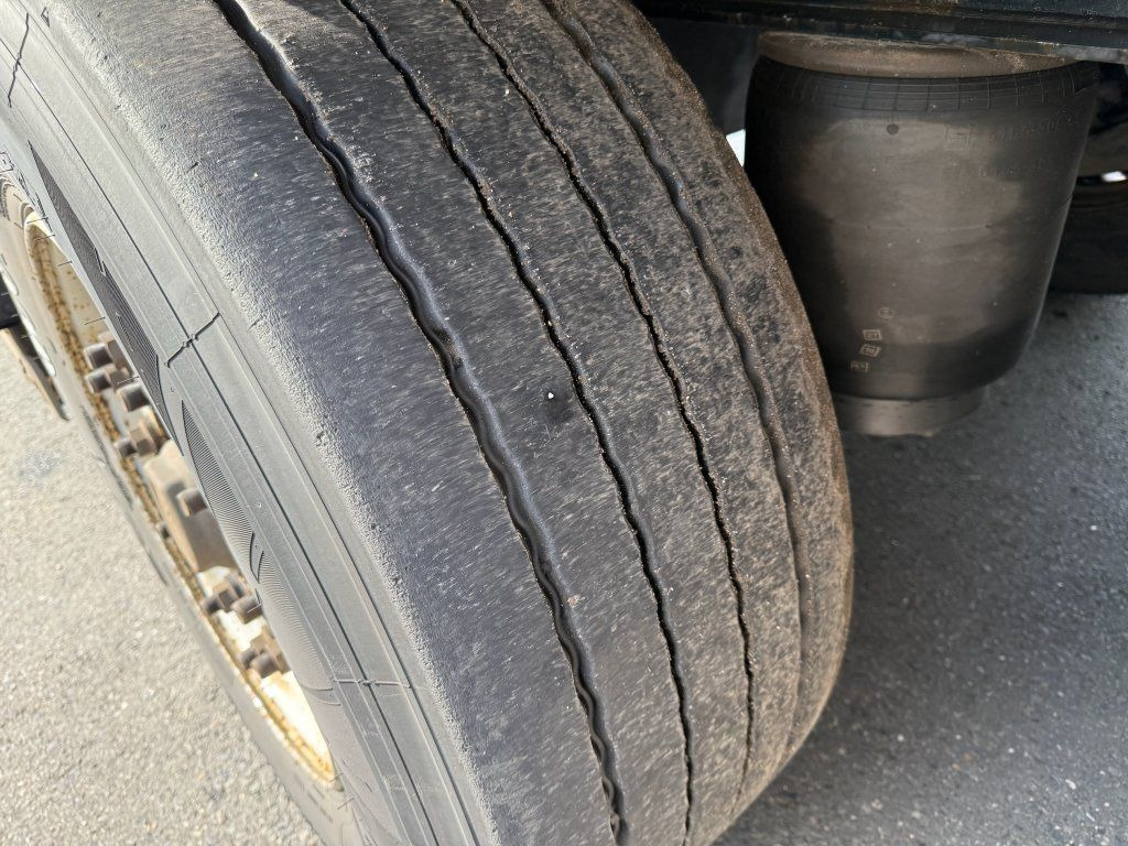 Krone Carrier Vector 1550 DoppelStock - Furgonas puspriekabė: foto 4 Krone Carrier Vector 1550 DoppelStock - Furgonas puspriekabė: foto 4