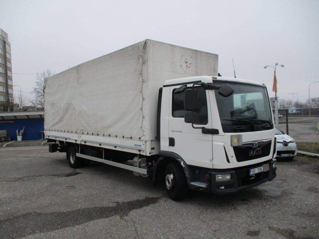 MAN TGL 12.250 - Tentinis sunkvežimis: foto 1 MAN TGL 12.250 - Tentinis sunkvežimis: foto 1