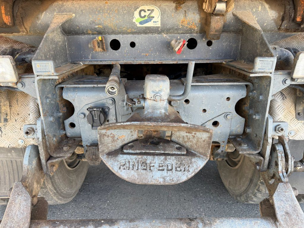 Savivartis sunkvežimis Renault Kerax 420 S3 8x4 EURO 3: foto 10