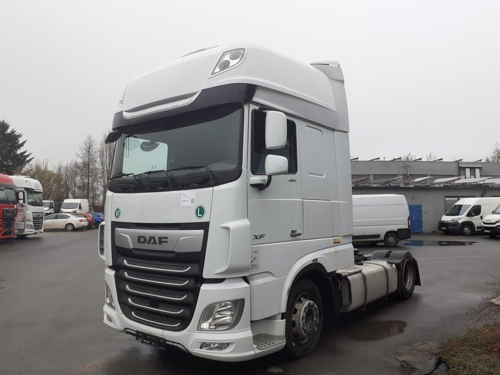 DAF XF480 Superspacecab SSC lowdeck - Vilkikas: foto 2 DAF XF480 Superspacecab SSC lowdeck - Vilkikas: foto 2