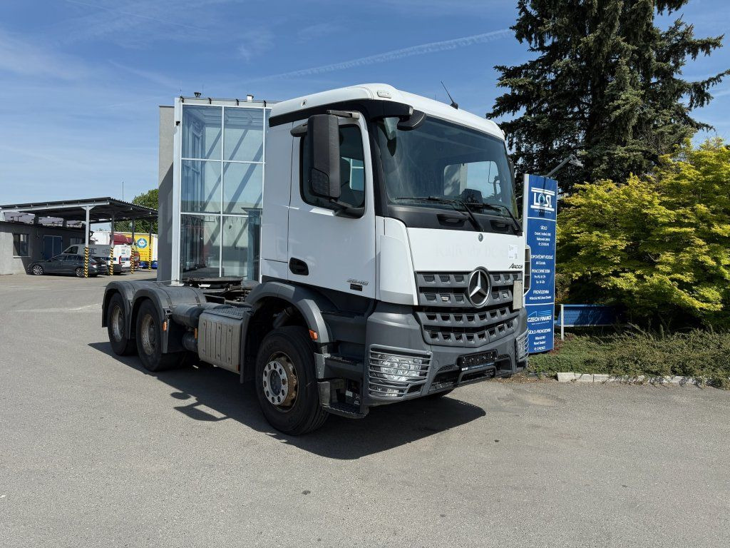 Mercedes-Benz 2648 Arocs 6x4 EURO 6 HYDRAULIK - Vilkikas: foto 2 Mercedes-Benz 2648 Arocs 6x4 EURO 6 HYDRAULIK - Vilkikas: foto 2