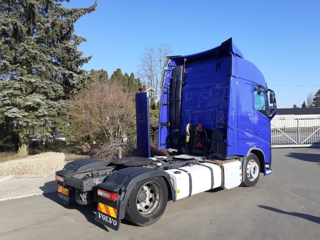Volvo FH500 Globetrotter EURO 6 MEGA/lowdeck - Vilkikas: foto 4 Volvo FH500 Globetrotter EURO 6 MEGA/lowdeck - Vilkikas: foto 4