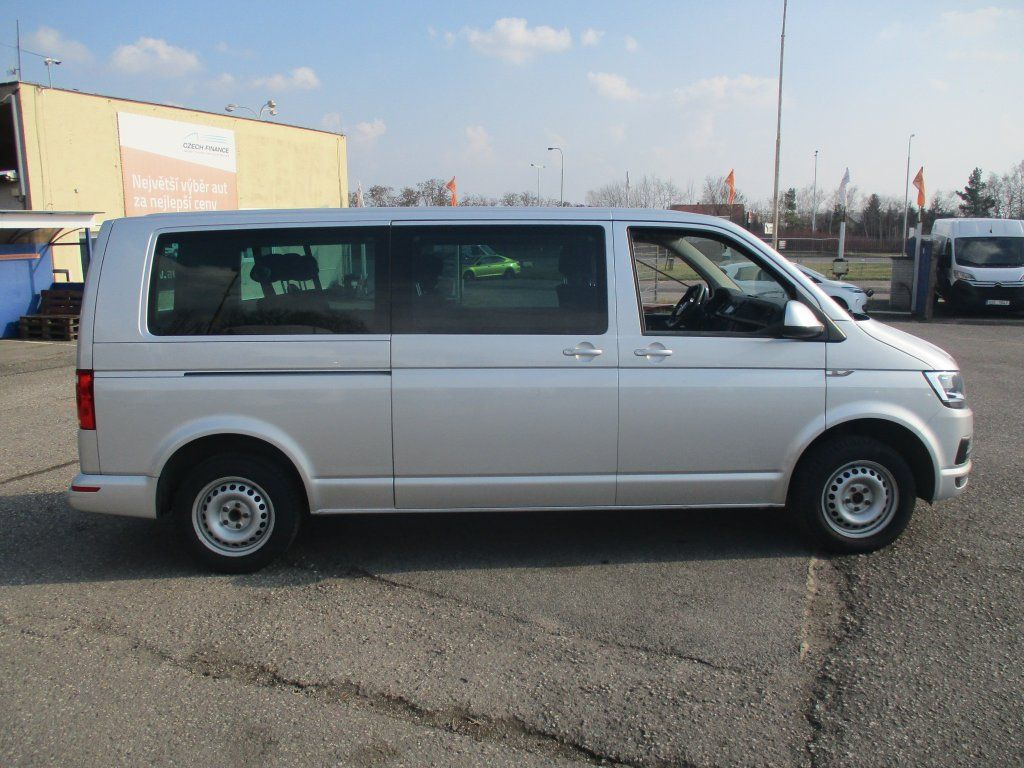 Volkswagen T6 2.0 TDI,Navi,DSG - Keleivinis furgonas: foto 4 Volkswagen T6 2.0 TDI,Navi,DSG - Keleivinis furgonas: foto 4