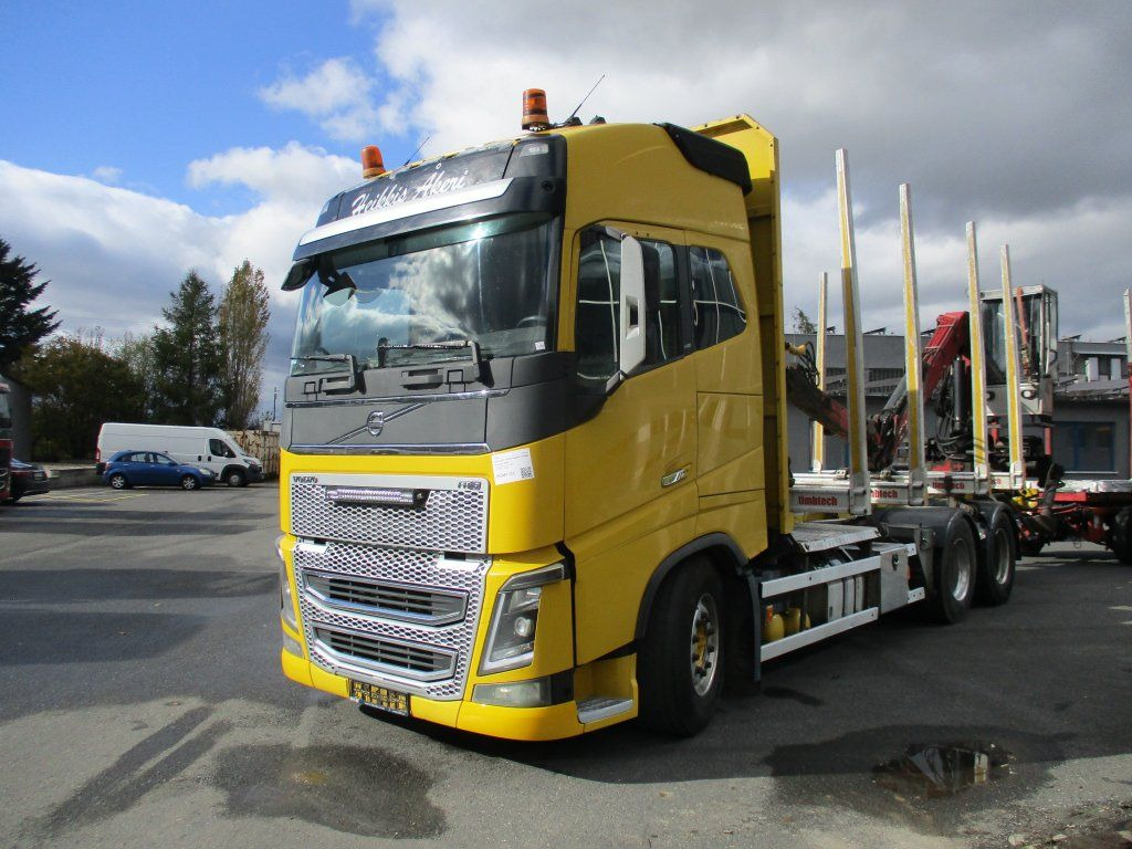Volvo FH 16 750 6x4 + Fliegl - Miškovežis, Sunkvežimis su kranu: foto 2 Volvo FH 16 750 6x4 + Fliegl - Miškovežis, Sunkvežimis su kranu: foto 2
