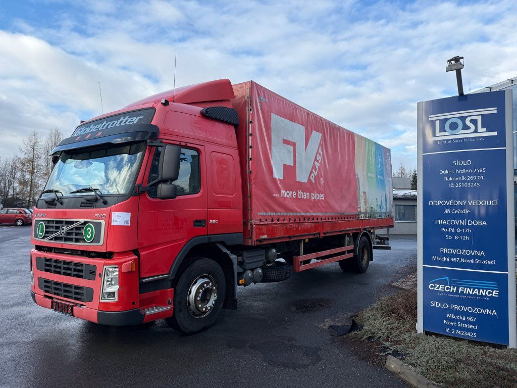 Volvo FM260 EURO 3 - Tentinis sunkvežimis: foto 1 Volvo FM260 EURO 3 - Tentinis sunkvežimis: foto 1