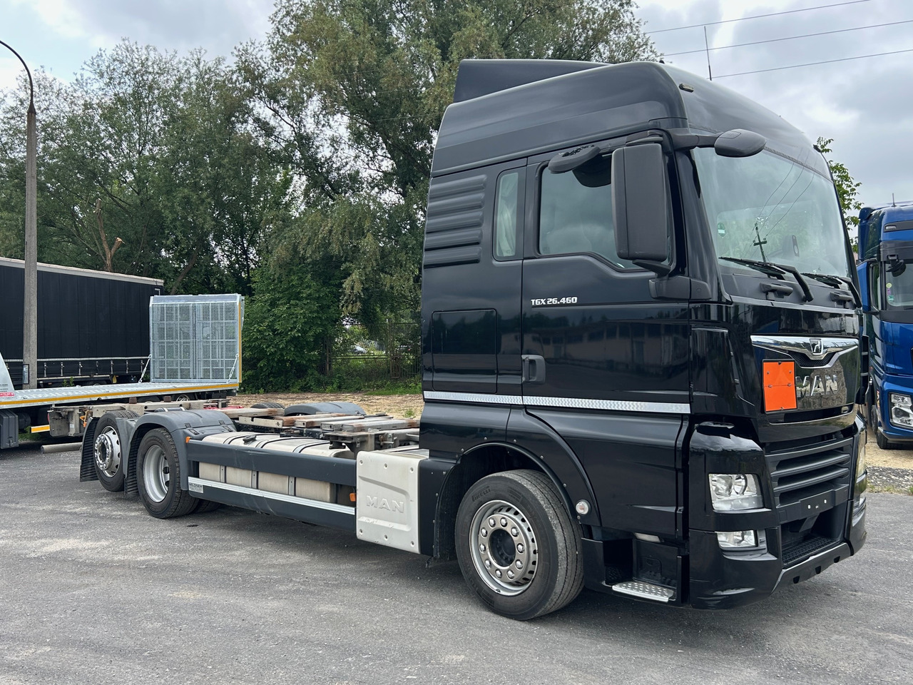 MAN TGX 26.460 / ACC / BDF MULTI / E6 / LOWDECK - Važiuoklės sunkvežimis: foto 2 MAN TGX 26.460 / ACC / BDF MULTI / E6 / LOWDECK - Važiuoklės sunkvežimis: foto 2