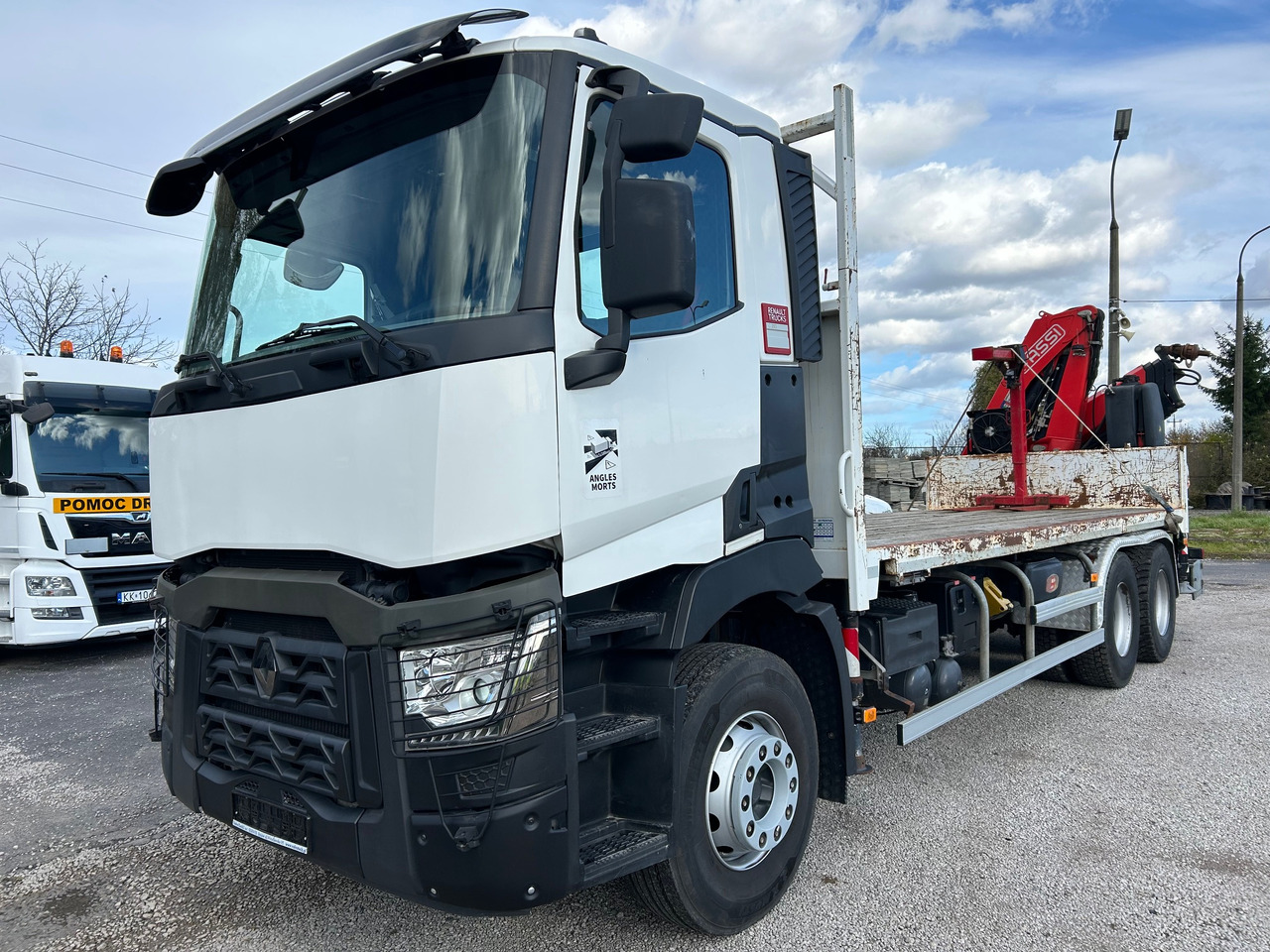 RENAULT C380 6X4 / FASSI F215A + REMOTE / ROTATOR - Sunkvežimis su kranu: foto 1 RENAULT C380 6X4 / FASSI F215A + REMOTE / ROTATOR - Sunkvežimis su kranu: foto 1