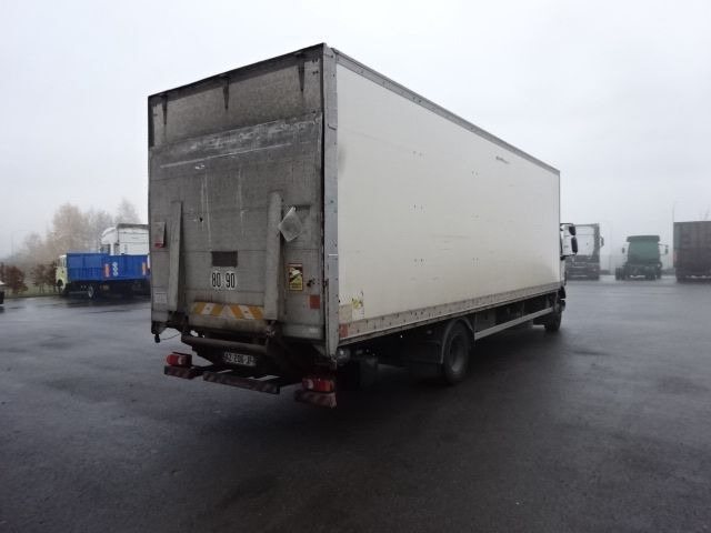DAF LF 55 280 // broken engine - moteur cassé ! - Furgonas sunkvežimis: foto 2 DAF LF 55 280 // broken engine - moteur cassé ! - Furgonas sunkvežimis: foto 2