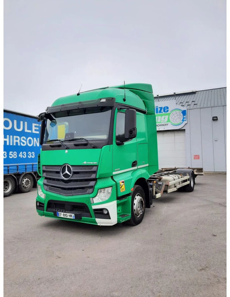 Mercedes-Benz Actros 1836 Chassis cab - Važiuoklės sunkvežimis: foto 1 Mercedes-Benz Actros 1836 Chassis cab - Važiuoklės sunkvežimis: foto 1