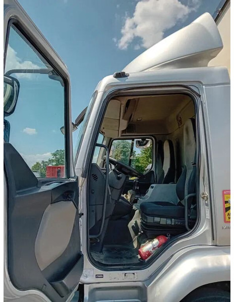 Renault Midlum 280 dxi - manual gearbox / steel suspension lames - Tentinis sunkvežimis: foto 5 Renault Midlum 280 dxi - manual gearbox / steel suspension lames - Tentinis sunkvežimis: foto 5