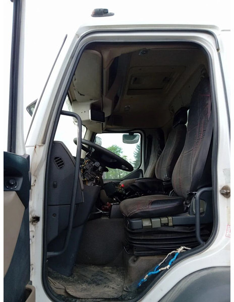 Renault Premium 320 6x2 - Šiukšliavežis: foto 5 Renault Premium 320 6x2 - Šiukšliavežis: foto 5