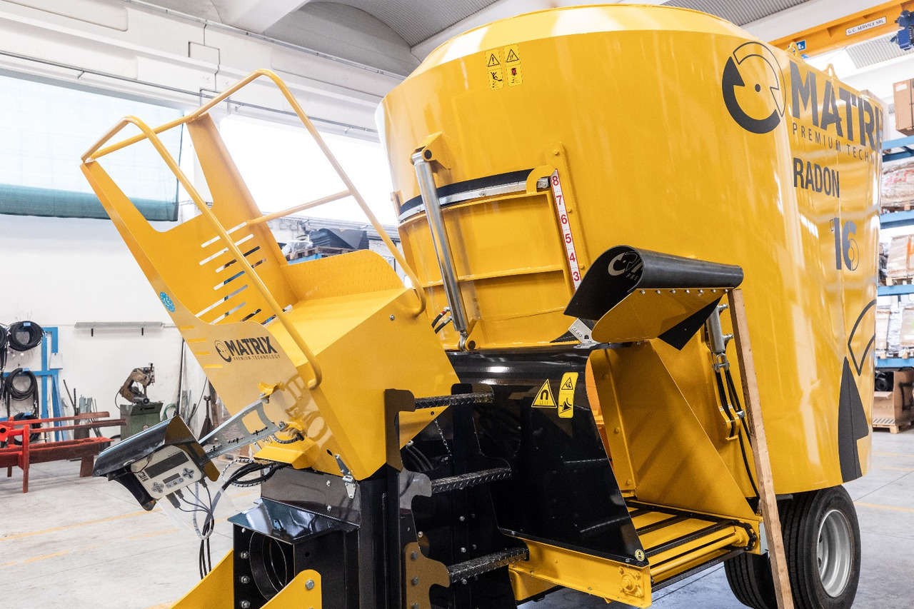 ITALMIX radon-jumbo-cube - Pašarų maišytuvas: foto 3 ITALMIX radon-jumbo-cube - Pašarų maišytuvas: foto 3