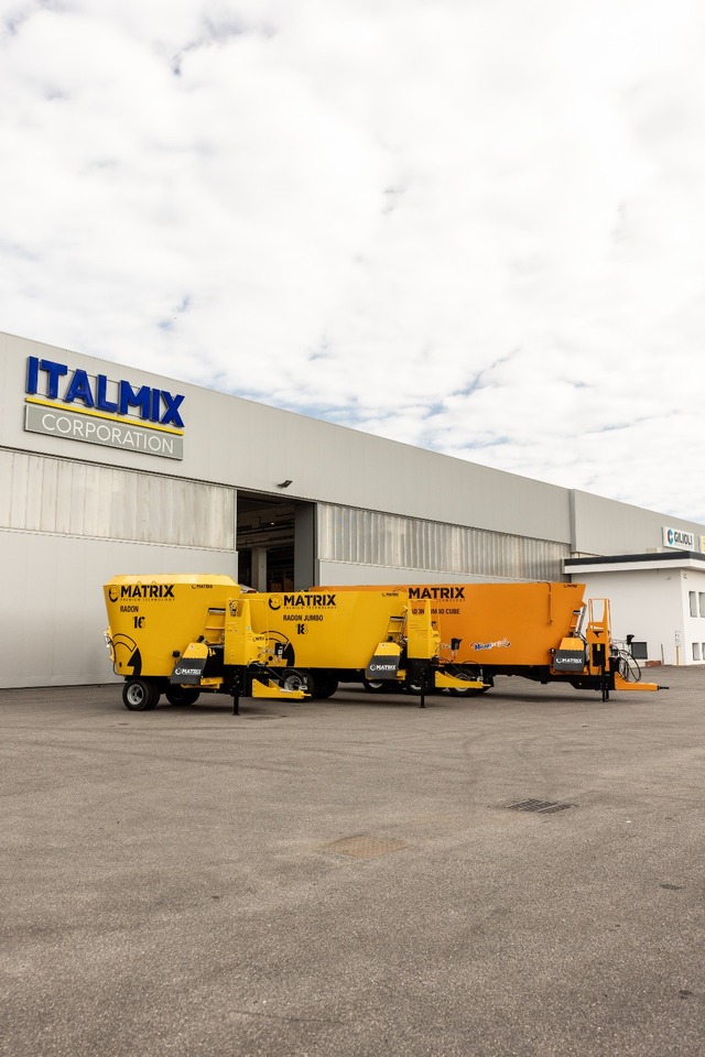 ITALMIX radon-jumbo-cube - Pašarų maišytuvas: foto 1 ITALMIX radon-jumbo-cube - Pašarų maišytuvas: foto 1