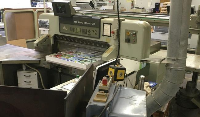 Polar Mohr 137 EM-MON cutting line - Popieriaus pjaustymo mašina: foto 2 Polar Mohr 137 EM-MON cutting line - Popieriaus pjaustymo mašina: foto 2