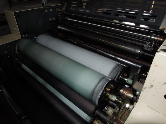 Ryobi 985 CF two-color continuous printing machine - Ofsetinės spaudos mašina: foto 2 Ryobi 985 CF two-color continuous printing machine - Ofsetinės spaudos mašina: foto 2