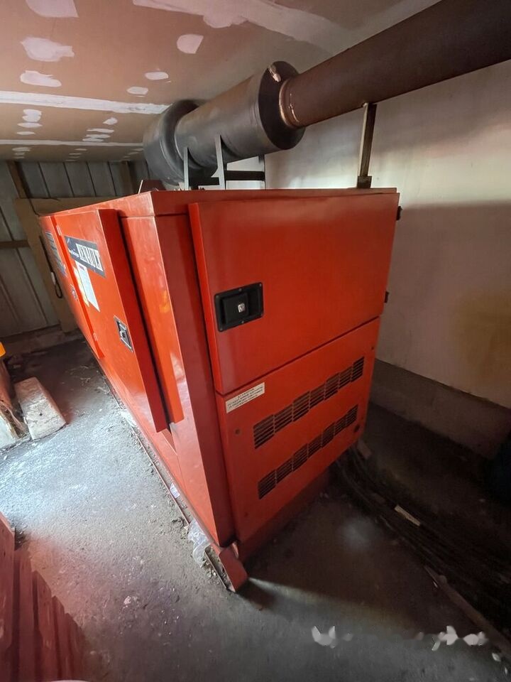 Renault 220 kVa - Elektrinis generatorius: foto 3 Renault 220 kVa - Elektrinis generatorius: foto 3