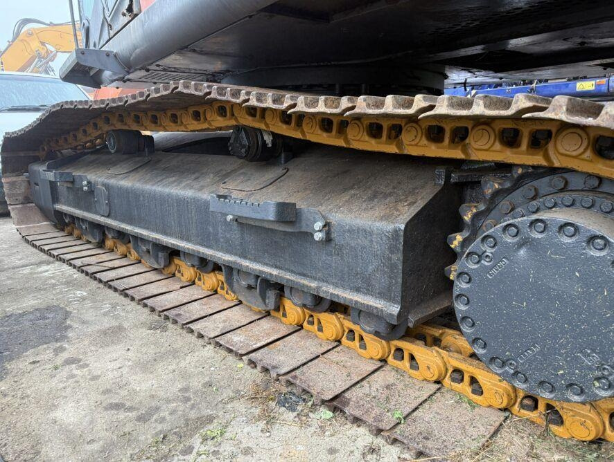 Hitachi ZX350 Long Reach Super Long Front 22 Meters SLF - Vikšrinis ekskavatorius: foto 5 Hitachi ZX350 Long Reach Super Long Front 22 Meters SLF - Vikšrinis ekskavatorius: foto 5