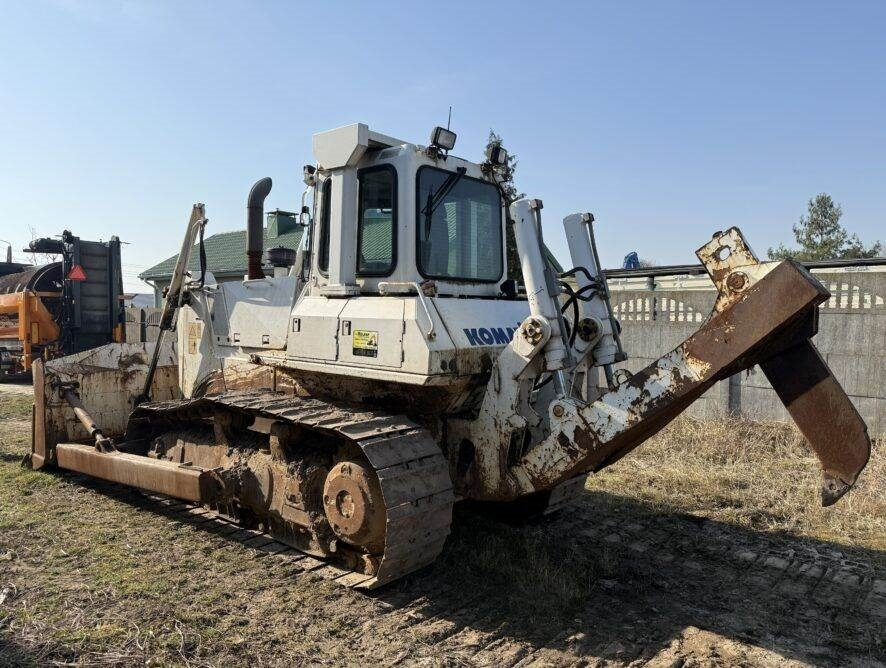 Komatsu D65EX-15e0 + ripper - Buldozeris: foto 3 Komatsu D65EX-15e0 + ripper - Buldozeris: foto 3