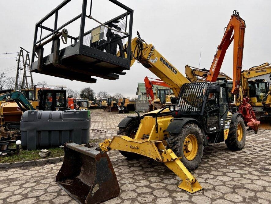 Komatsu WH714 H kosz - Teleskopinis krautuvas: foto 1 Komatsu WH714 H kosz - Teleskopinis krautuvas: foto 1