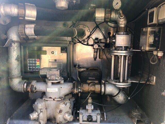 Autocisterna Mercedes-Benz Atego 818 5000l aircraft tank aviation airport: foto 9 Autocisterna Mercedes-Benz Atego 818 5000l aircraft tank aviation airport: foto 9