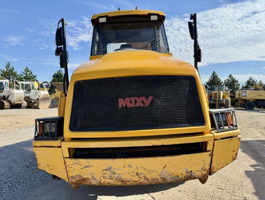 Moxy MT25 - Šarnyrinis savivartis: foto 3 Moxy MT25 - Šarnyrinis savivartis: foto 3