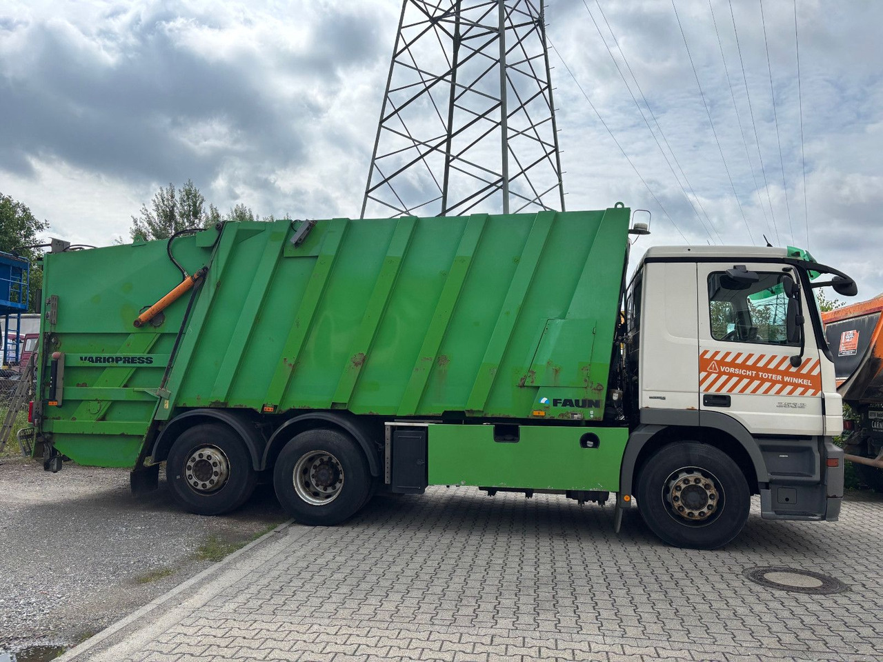 Mercedes-Benz 2532L EU5/Zöller Schüttung/VarioPress/Blatt-Luft - Šiukšliavežis: foto 2 Mercedes-Benz 2532L EU5/Zöller Schüttung/VarioPress/Blatt-Luft - Šiukšliavežis: foto 2