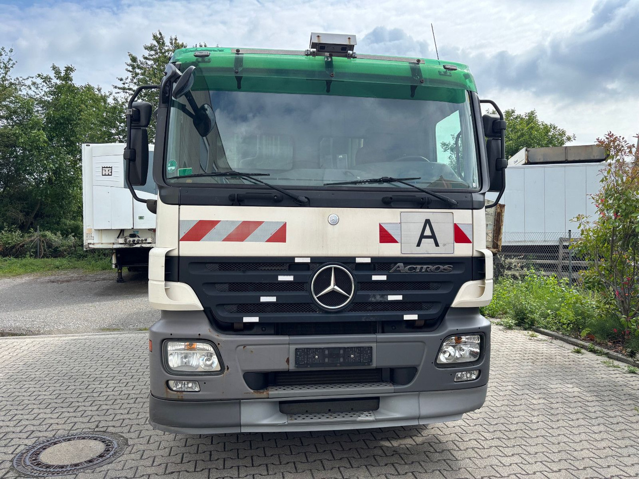 Mercedes-Benz 2532L EU5/Zöller Schüttung/VarioPress/Blatt-Luft - Šiukšliavežis: foto 3 Mercedes-Benz 2532L EU5/Zöller Schüttung/VarioPress/Blatt-Luft - Šiukšliavežis: foto 3