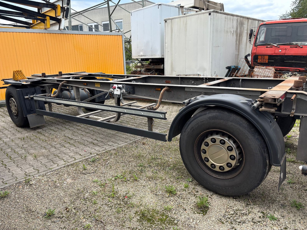Schmitz Cargobull AWF 18 Containeraufbau/VERZINKT/Scheibe - Konteineris-vežimus/ Sukeisti kūną priekaba: foto 2 Schmitz Cargobull AWF 18 Containeraufbau/VERZINKT/Scheibe - Konteineris-vežimus/ Sukeisti kūną priekaba: foto 2