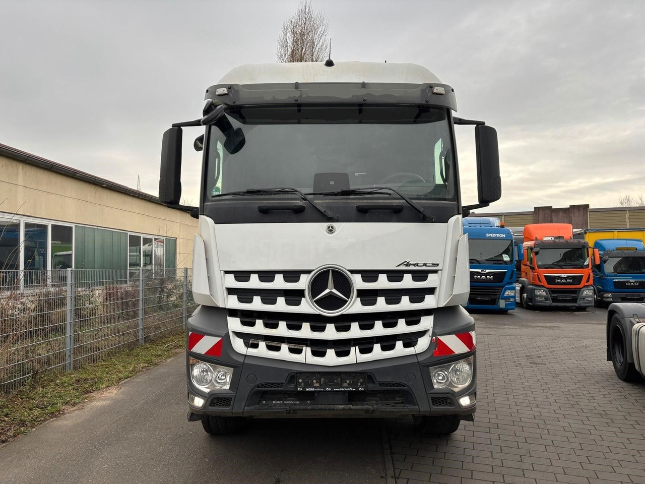 Mercedes-Benz 1845 4x4/Retarder/Kipphydraulik - Vilkikas: foto 2 Mercedes-Benz 1845 4x4/Retarder/Kipphydraulik - Vilkikas: foto 2