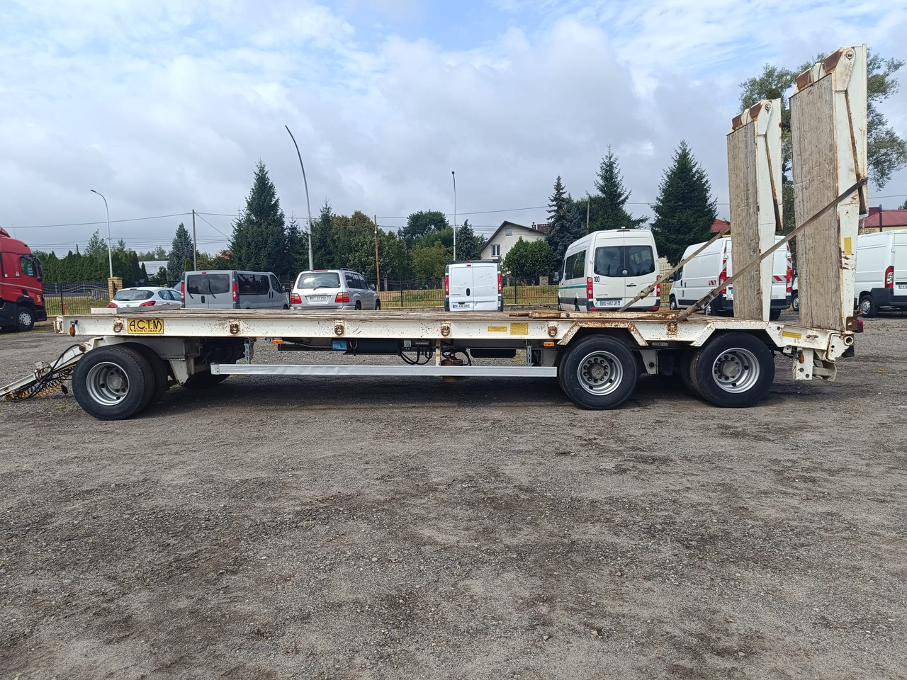 ACTM 3 osie 8m x 2,55 m lad 25 T - Žemo profilio platforma priekaba: foto 4 ACTM 3 osie 8m x 2,55 m lad 25 T - Žemo profilio platforma priekaba: foto 4
