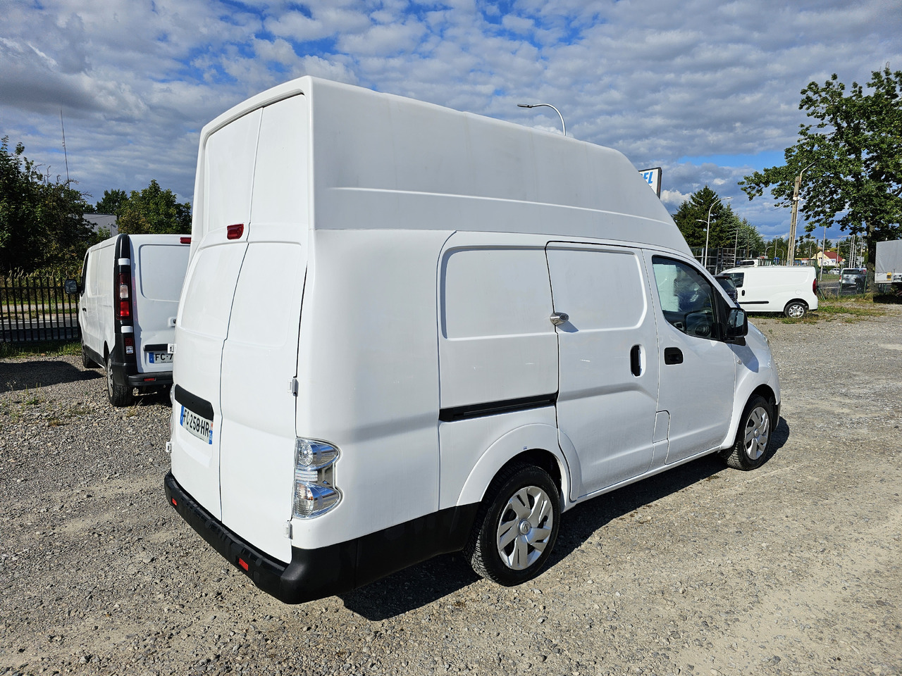 NISSAN E-NV200 ELEKTRYCZNY 40 KV 250 km klima kamera - Mažas furgonas, Elektrinis furgonas: foto 4 NISSAN E-NV200 ELEKTRYCZNY 40 KV 250 km klima kamera - Mažas furgonas, Elektrinis furgonas: foto 4