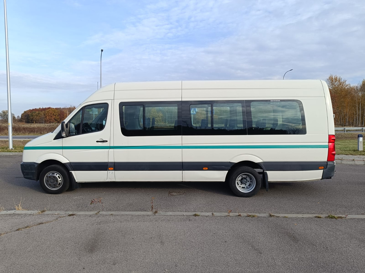 VOLKSWAGEN CRAFTER 23 OSOBY KLIMA WEBASTO KAMERA RETARDER HAK EURO5 - Turistinis autobusas: foto 5 VOLKSWAGEN CRAFTER 23 OSOBY KLIMA WEBASTO KAMERA RETARDER HAK EURO5 - Turistinis autobusas: foto 5