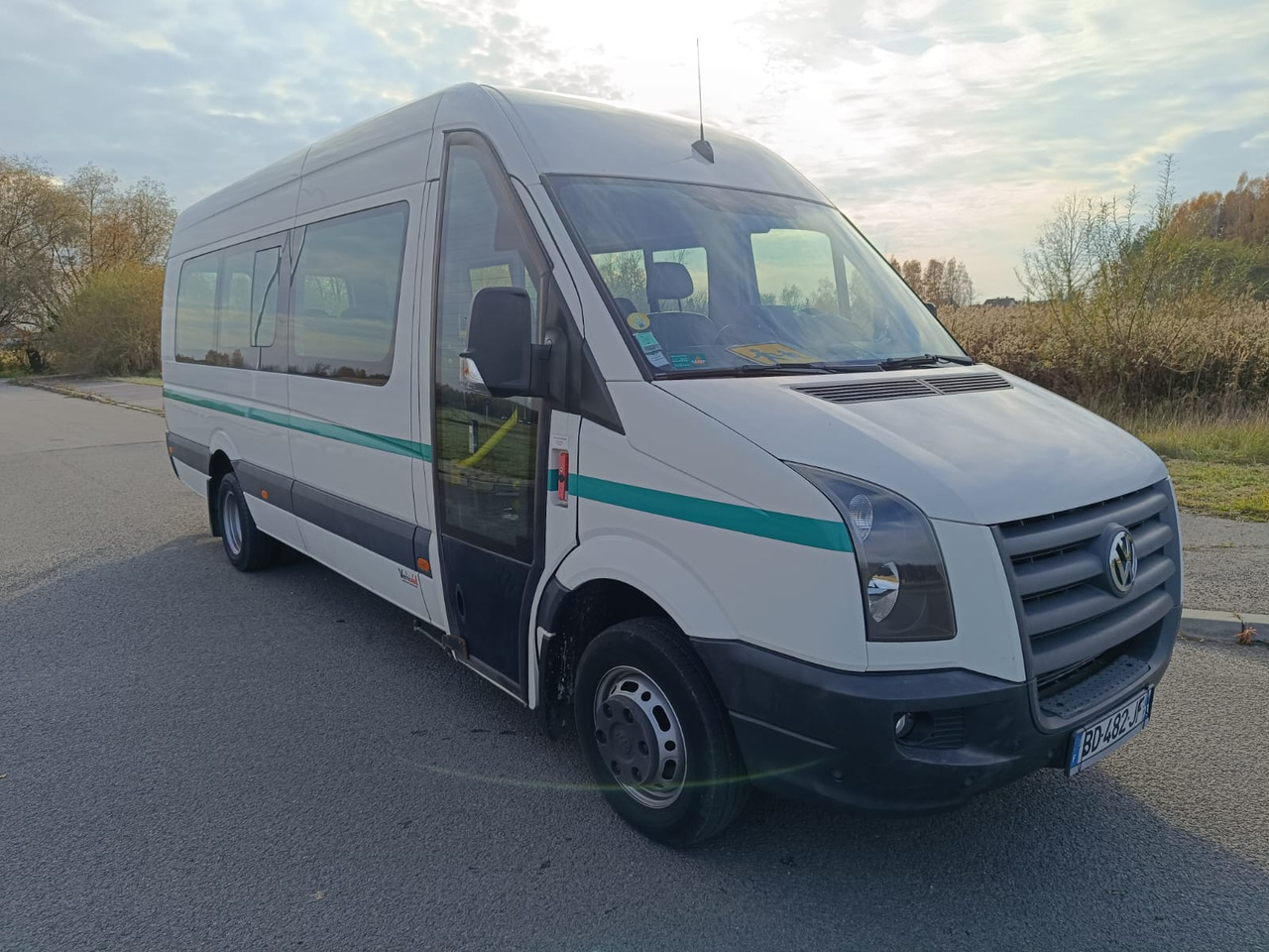VOLKSWAGEN CRAFTER 23 OSOBY KLIMA WEBASTO KAMERA RETARDER HAK EURO5 - Turistinis autobusas: foto 1 VOLKSWAGEN CRAFTER 23 OSOBY KLIMA WEBASTO KAMERA RETARDER HAK EURO5 - Turistinis autobusas: foto 1