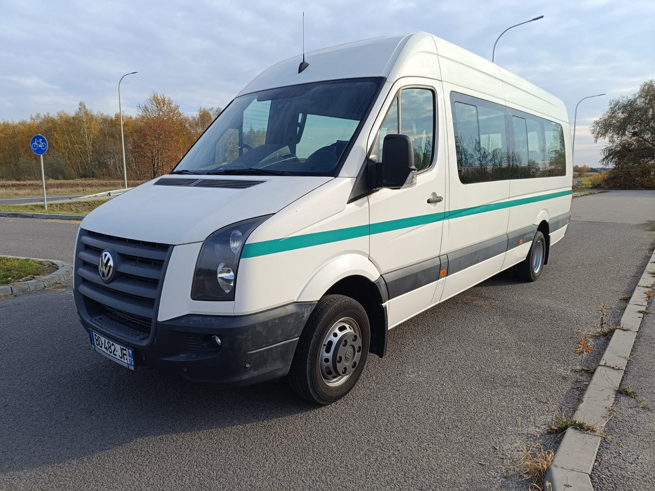 VOLKSWAGEN CRAFTER 23 OSOBY KLIMA WEBASTO KAMERA RETARDER HAK EURO5 - Turistinis autobusas: foto 3 VOLKSWAGEN CRAFTER 23 OSOBY KLIMA WEBASTO KAMERA RETARDER HAK EURO5 - Turistinis autobusas: foto 3