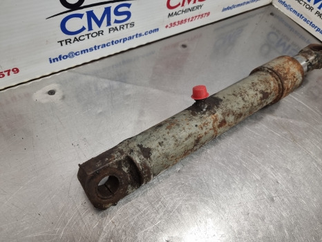 Case 1394, 1494, Hydraulic Lift Assistor Cylinder, Assistor Ram K311619, K311542 - Hidraulika: foto 4 Case 1394, 1494, Hydraulic Lift Assistor Cylinder, Assistor Ram K311619, K311542 - Hidraulika: foto 4