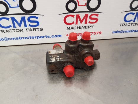 Case 5140, 5130, 5120, 5150trailer Brake Valve 1533774c2 - Transmisija: foto 2 Case 5140, 5130, 5120, 5150trailer Brake Valve 1533774c2 - Transmisija: foto 2