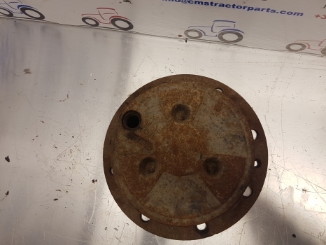 Case Hub Cover 4472452036 Zf Apl 330 81437c1 - Stebulė - Traktorius: foto 3 Case Hub Cover 4472452036 Zf Apl 330 81437c1 - Stebulė - Traktorius: foto 3