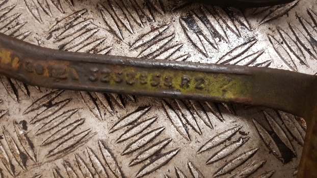 Case International 856, 895 Xl Brake Pedals 3232965r92, 3232966r92, 3232959r2 - Stabdžių dalys - Traktorius: foto 4 Case International 856, 895 Xl Brake Pedals 3232965r92, 3232966r92, 3232959r2 - Stabdžių dalys - Traktorius: foto 4