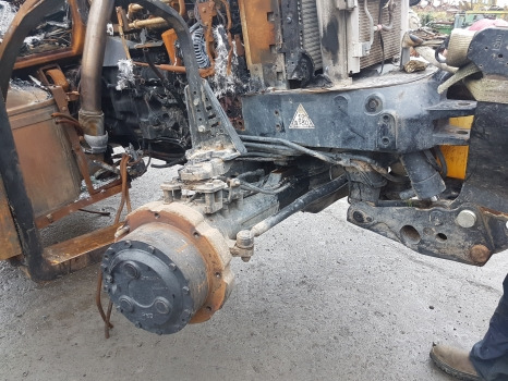 Case Maxxum 145 Front Axle Hub Rhs Nut 84197134, 47603066, 87529978 - Priekinė ašis: foto 1 Case Maxxum 145 Front Axle Hub Rhs Nut 84197134, 47603066, 87529978 - Priekinė ašis: foto 1