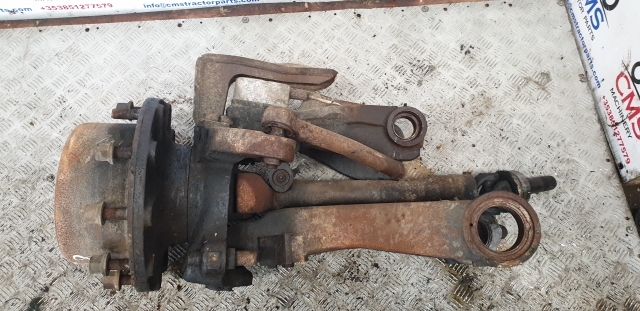 Claas Ares 826, 836 Front Axle Lhs Hub Assy 6000105446, 6000105497, 6000103811 - Stebulė - Traktorius: foto 2 Claas Ares 826, 836 Front Axle Lhs Hub Assy 6000105446, 6000105497, 6000103811 - Stebulė - Traktorius: foto 2