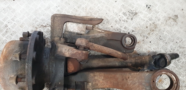 Claas Ares 826, 836 Front Axle Lhs Hub Assy 6000105446, 6000105497, 6000103811 - Stebulė - Traktorius: foto 5 Claas Ares 826, 836 Front Axle Lhs Hub Assy 6000105446, 6000105497, 6000103811 - Stebulė - Traktorius: foto 5