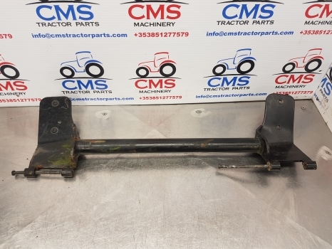 Claas Arion 640, 500, 600 Hexashift, Cmatic, Cab Door Hinge Support 0021536290 - Durys ir dalys - Traktorius: foto 5 Claas Arion 640, 500, 600 Hexashift, Cmatic, Cab Door Hinge Support 0021536290 - Durys ir dalys - Traktorius: foto 5