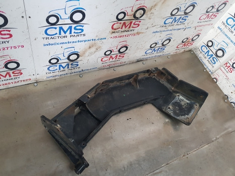 Claas Arion A34, A35 Series 530 Exhaust Pipe Support 0021585065 - Išmetimo sistema: foto 5 Claas Arion A34, A35 Series 530 Exhaust Pipe Support 0021585065 - Išmetimo sistema: foto 5